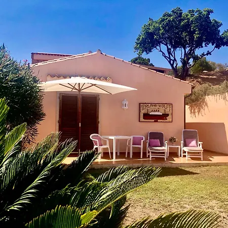 La Casa Del Mirto